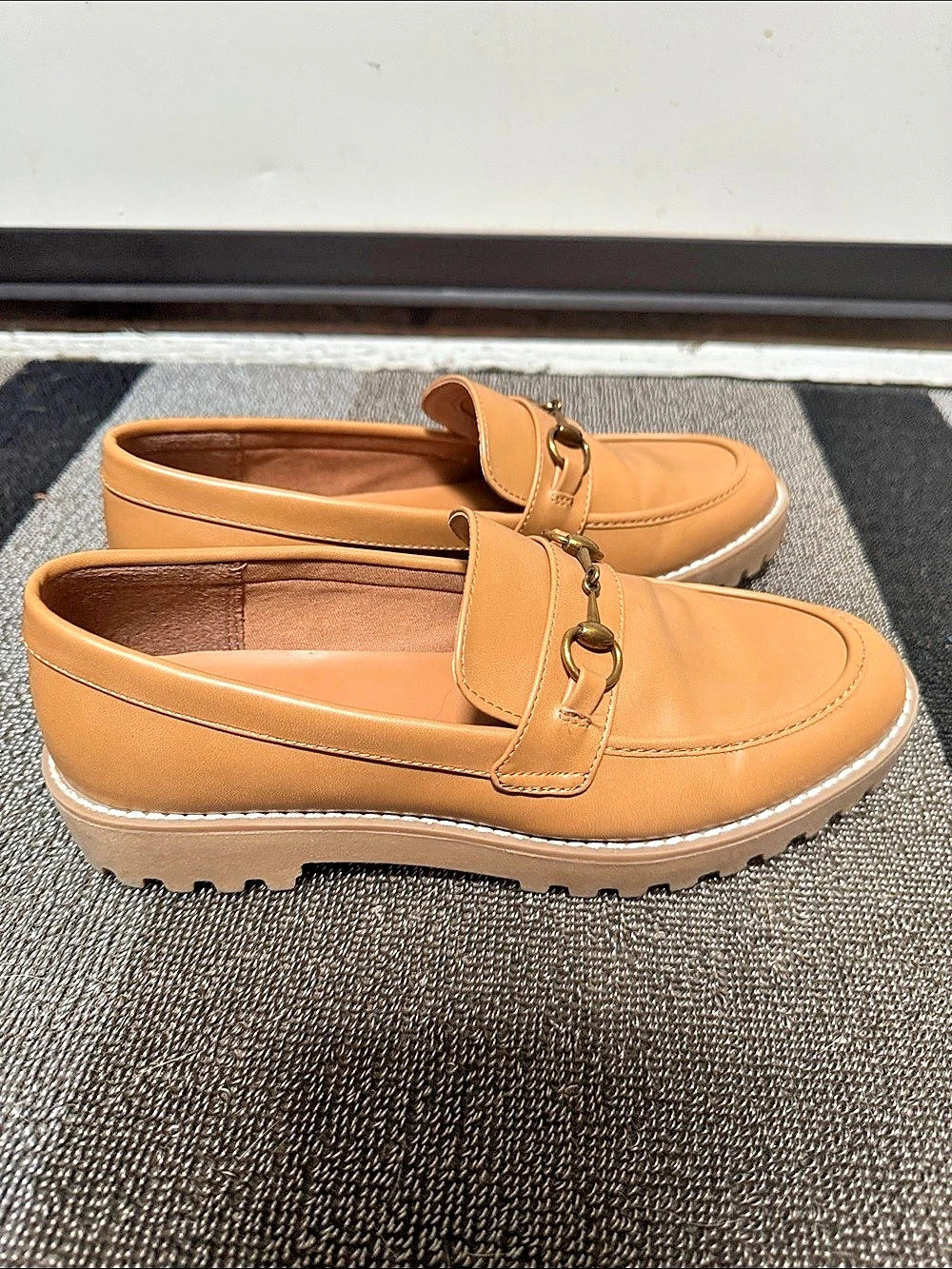 Chain Bit Lug Sole Loafers in Brown